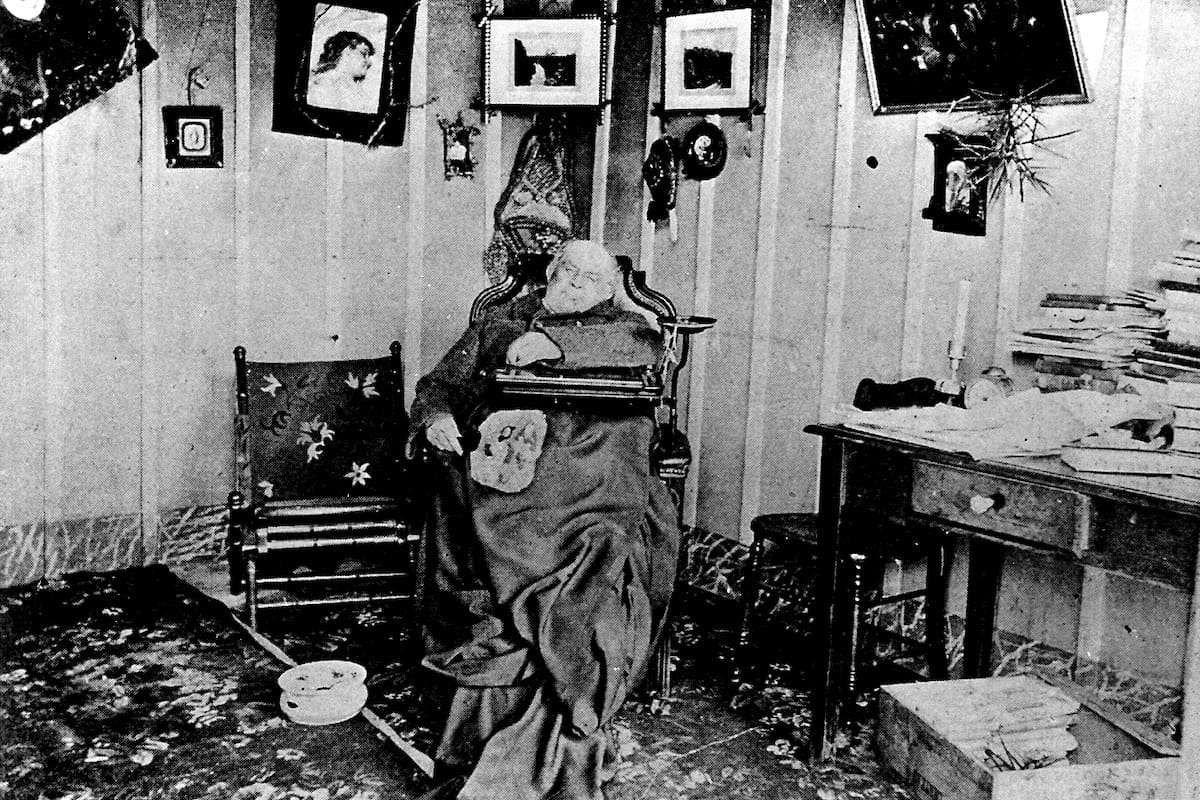 El cuerpo del sanjuanino fue llevado de la cama al sillón mecánico que usaba para descansar.