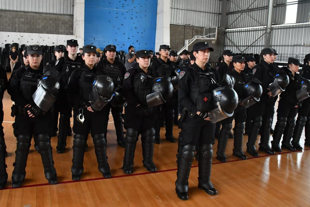 El cuerpo femenino que integra la Policía de la Ciudad