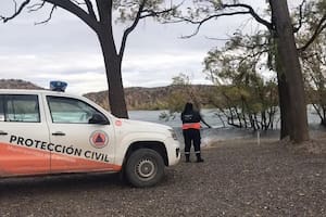 Intentó fugarse luego de un robo, pero se arrojó a un río y murió ahogado