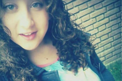 El Cuerpo Médico Forense del Poder Judicial efectuó la autopsia y explicó a los investigadores que para establecer con precisión la causa de la muerte de Agostina Gisfman deberán hacerse estudios complementarios anatomopatológicos, entre otros