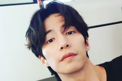 El cuerpo sin vida del actor Song Jae Rim fue hallado este martes en su departamento en Seúl