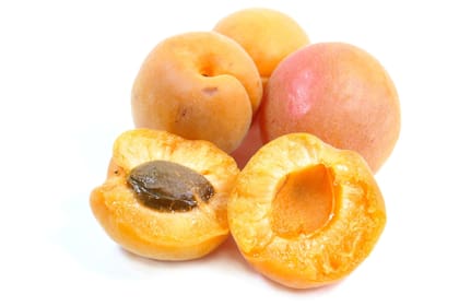 El damasco rico en vitamina C, potasio, magnesio y betacaroteno (Imagen de carácter ilustrativo: PIXABAY)