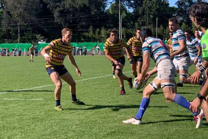 El de Regatas Bella Vista y San Isidro Club aparece como un cruce desequilibrado en Boulogne: el equipo amarillo está último y perdió sus últimos diez compromisos, y el zanjero marcha tercero, bien perfilado para clasificarse.