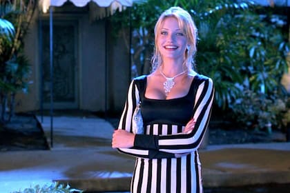 El debut de Cameron Diaz en el cine fue en el año 1994, en La máscara. La actriz era una completa desconocida y profesionalmente no había realidad ningún trabajo previo. Al poco tiempo sería una de las caras más importantes de HOllywood. Y veinte años más tarde de La máscara, Diaz filmaría Annie, la