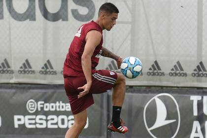 El defensor de River sufrió un lesión muscular en aductor derecho y se perderá el partido del domingo.