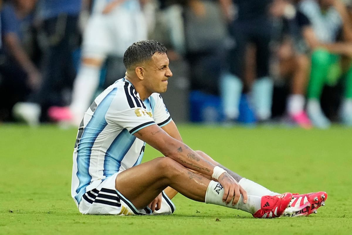 El defensor Facundo Medina durante el partido de la Argentina ante Cabo en Miami, el 3 de julio pasado, en el Mundial