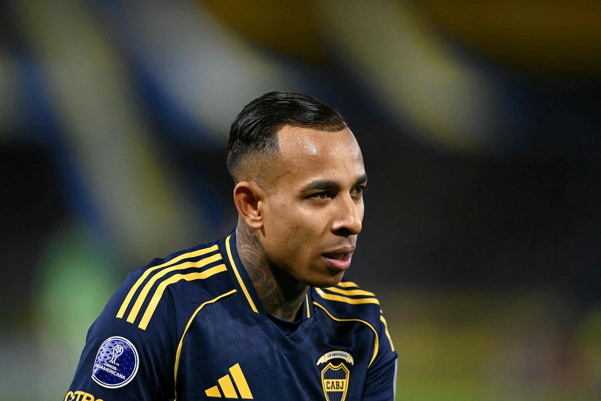 El delantero colombiano Sebastián Villa sería titular en el encuentro de este martes entre Recoleta y Boca