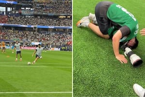 El tremendo pelotazo de Lautaro Martínez a un fotógrafo durante la entrada en calor