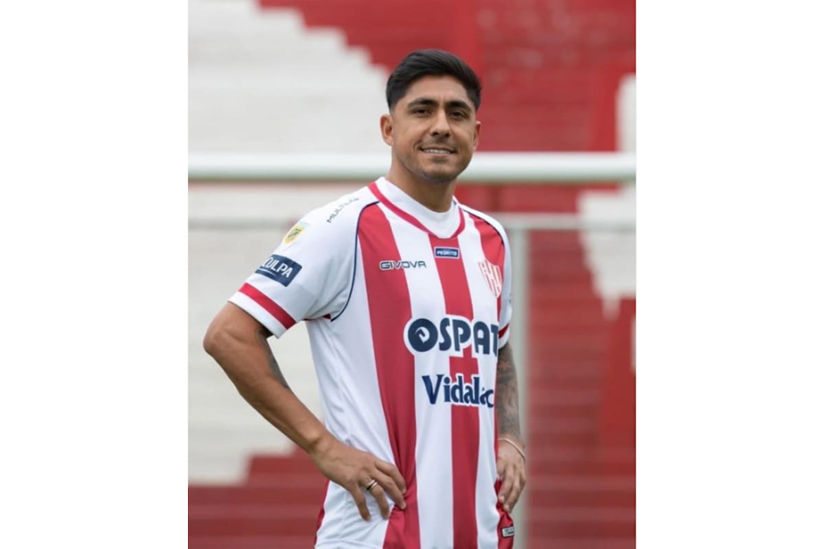 El delantero de Unión de Santa Fe Cristian Tarragona