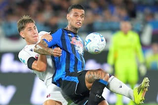 Arsenal vuelve a ganar y Malen brilla en Italia; Roma marca 4 otra vez