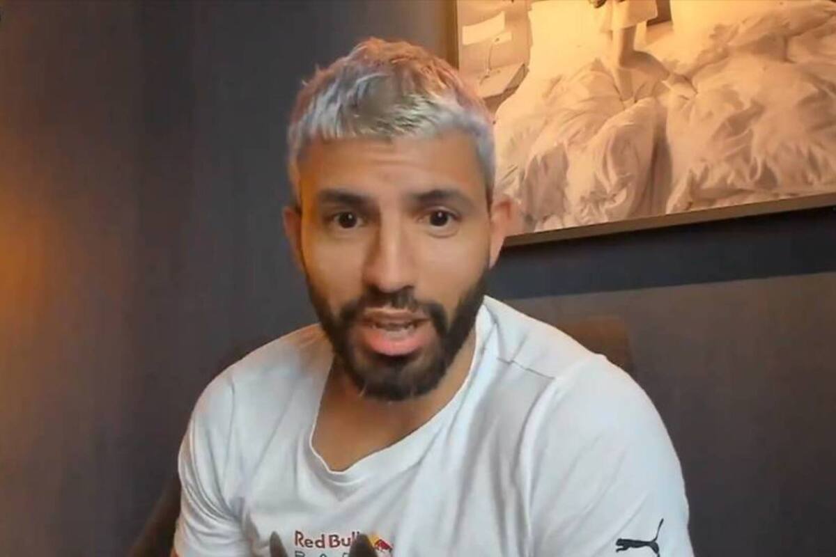 El delantero del Manchester City y el astro del Barcelona tuvieron un divertido cruce en vivo