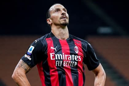 El delantero sueco se mostró corriendo en complicadas condiciones climáticas. Crédito: Instagram