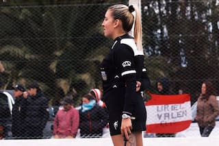 Es delicado el estado de salud de la árbitra que fue cobardemente atacada por un jugador por la espalda