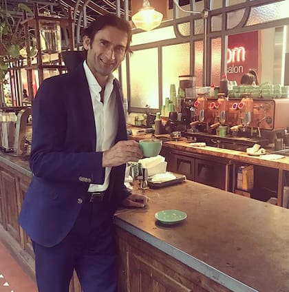 El dentista Sascha Jovanovic alquiló su casa en Airbnb y la inquilina no quería irse