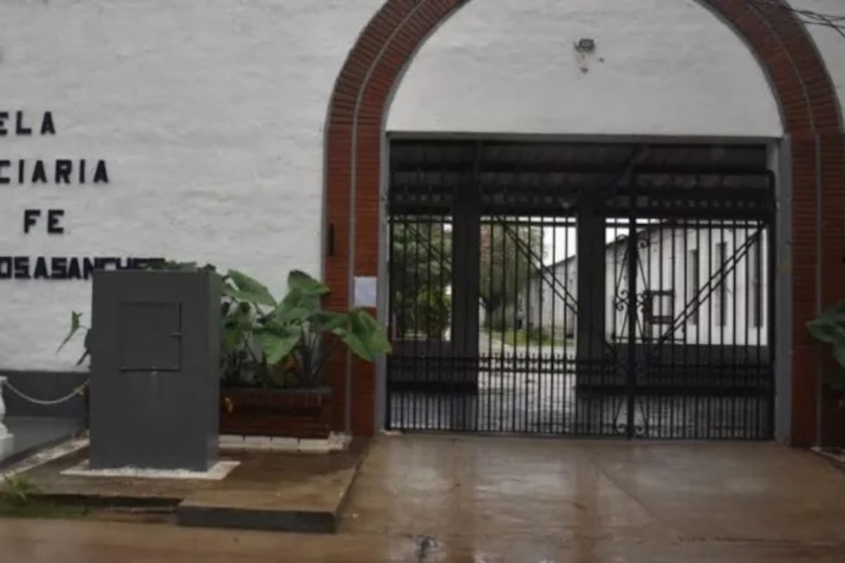 El denunciado abuso sexual ocurrió en las instalaciones de la escuela del servicio penitenciario de Santa Fe