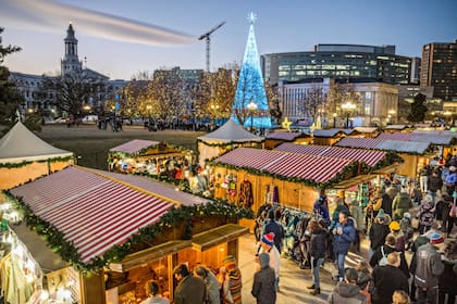 El Denver Christkindl Market ofrece variedad gastronómica (Foto: Visit Denver)