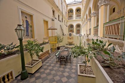 El Departamento Central de Policía, reconocido por su valor patrimonial. El edificio de Moreno 1550 fue declarado monumento histórico nacional y acaba de cumplir 130 años