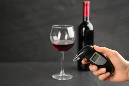 El Departamento de Policía de Los Ángeles desplegará patrullajes adicionales e instalará controles de alcoholemia (DUI checkpoints) durante todo el fin de semana largo