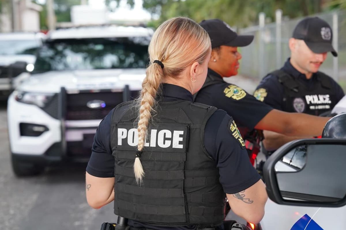 El Departamento de Policía de Orlando ya comenzó a arrestar conductores que no siguen lo establecido por la ley Super Speeder (Facebook/Orlando Police Department)