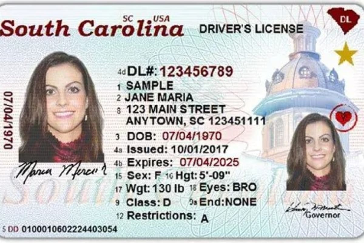 El Departamento de Seguridad Nacional de EE.UU. considera que Carolina del Sur cumple plenamente con la Ley Real ID de 2005