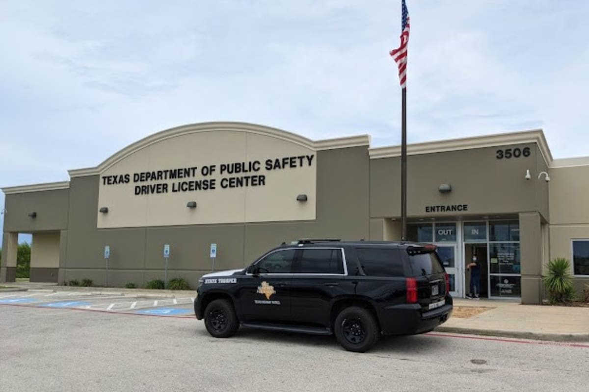 El Departamento de Seguridad Pública de Texas emite una licencia que pueden sacar algunos extranjeros elegibles