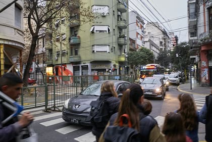 El depliegu por el riesgo de derrumbe mantiene restringida la circulación