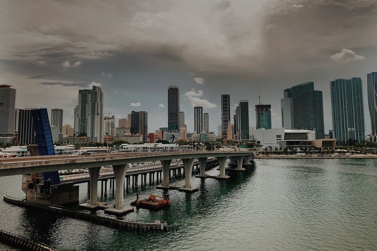 El desarrollo de nuevos proyectos inmobiliarios mejora las condiciones del mercado en las ciudades estadounidenses