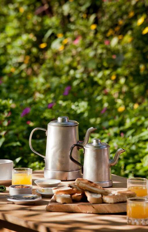 El desayuno campero servido en el hotel de campo El Tizón.
