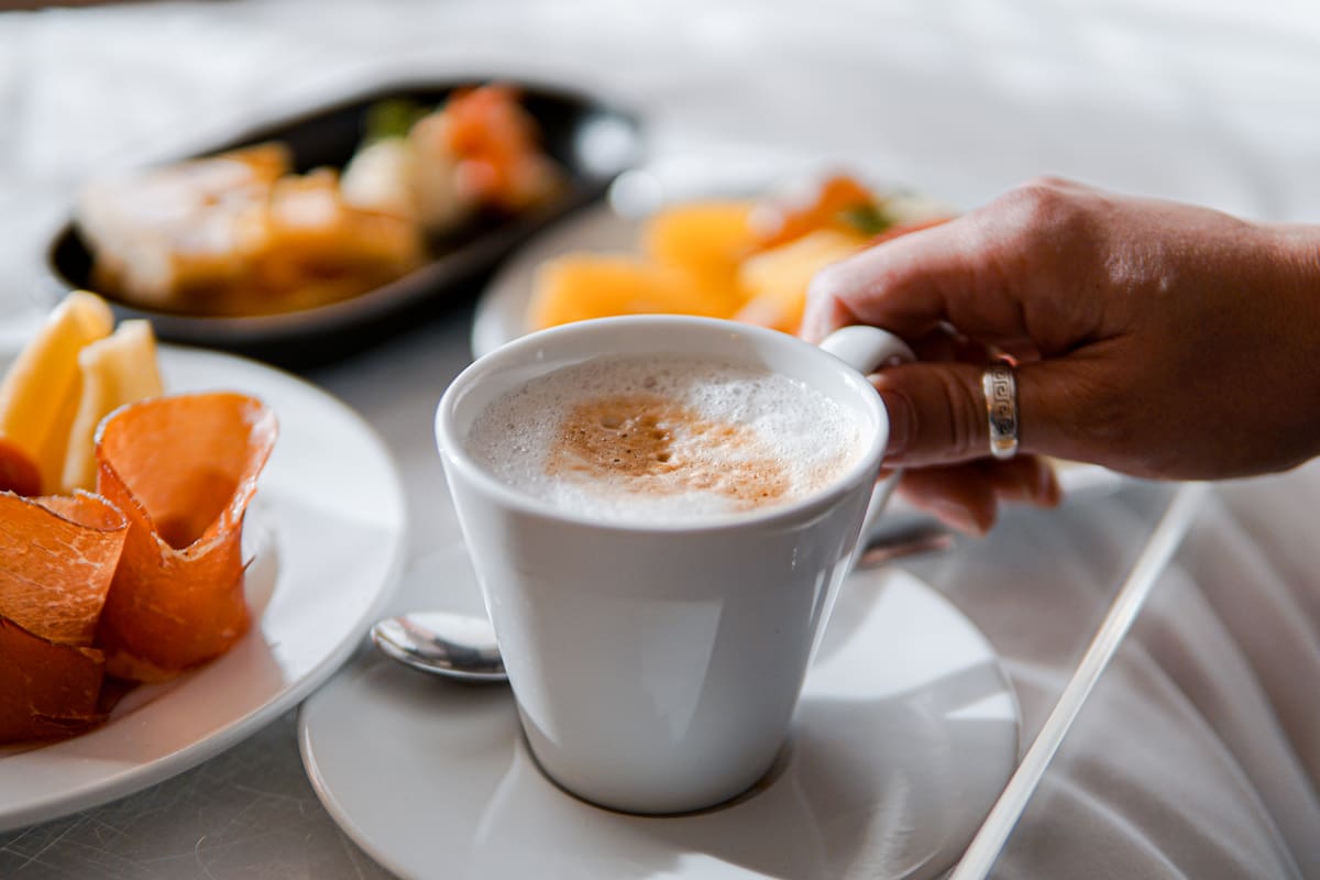 El desayuno clásico argentino suele estar compuesto por alimentos ricos en azúcares y grasas saturadas
