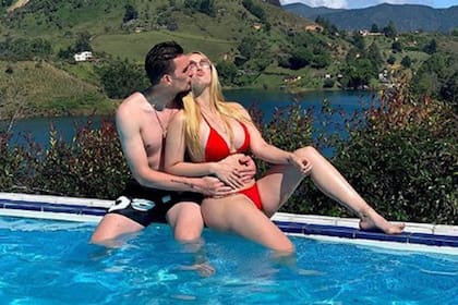 El descanso de Franco Armani con Daniela Rendón