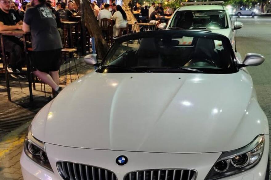 el-descapotable-bmw-sin-patente-que-conducia-el-U7TC3E2UEFDHXPYZGASD6M73RU