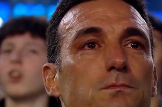 El desconsolado llanto de Scaloni durante la despedida de Messi