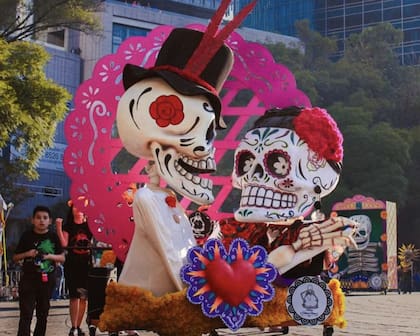 El Desfile de Día de Muertos es una celebración anual que nació en la Ciudad de México (Facebook/DÓNDE IR)