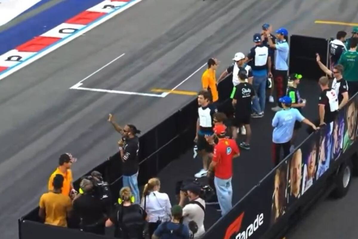 El desfile de los pilotos, antes de la carrera de Singapur