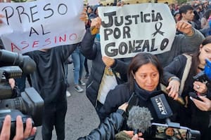 El desgarrador relato de la madre del joven asesinado en Chubut por un celular: “El corte le llegó al corazón”