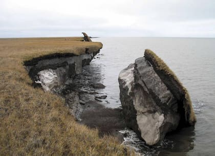El deshielo del permafrost podría filtrar microbios y productos químicos al medio ambiente