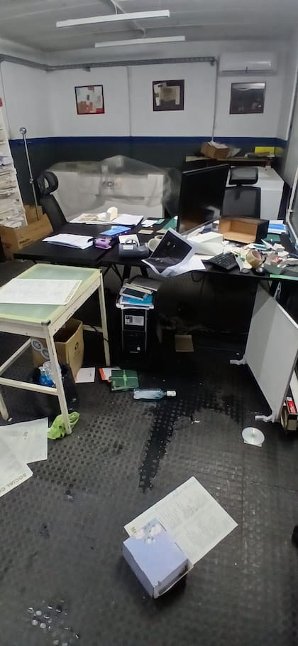 El desorden que hallaron en la empresa gráfica