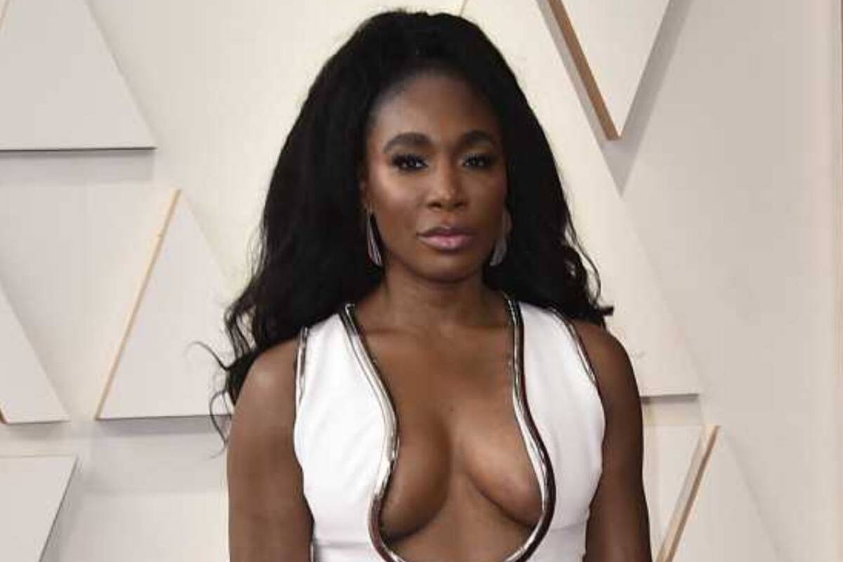 El despampanante vestido que lució Venus Williams en la gala de los Oscar terminó jugándole una mala pasada justo en el momento en que la cámara se había posado sobre ella