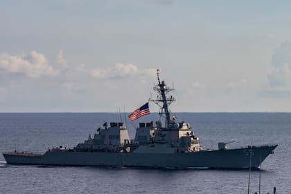El destructor "USS John S. McCain"