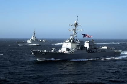 El destructor USS Pinckney ingresó a aguas venezolanas en respuesta a un "excesivo reclamo marítimo" de Venezuela