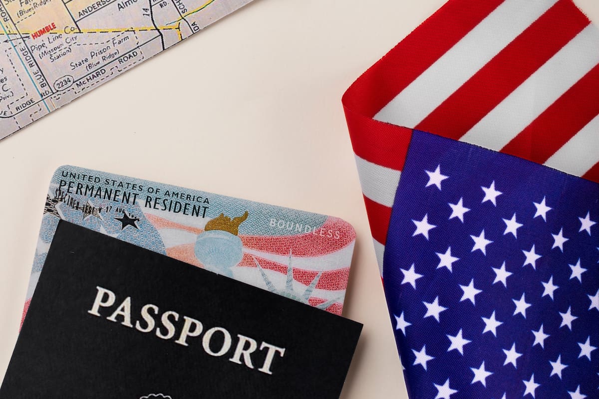 El DHS extiende la protección migratoria para ucranianos debido a las condiciones críticas en su país