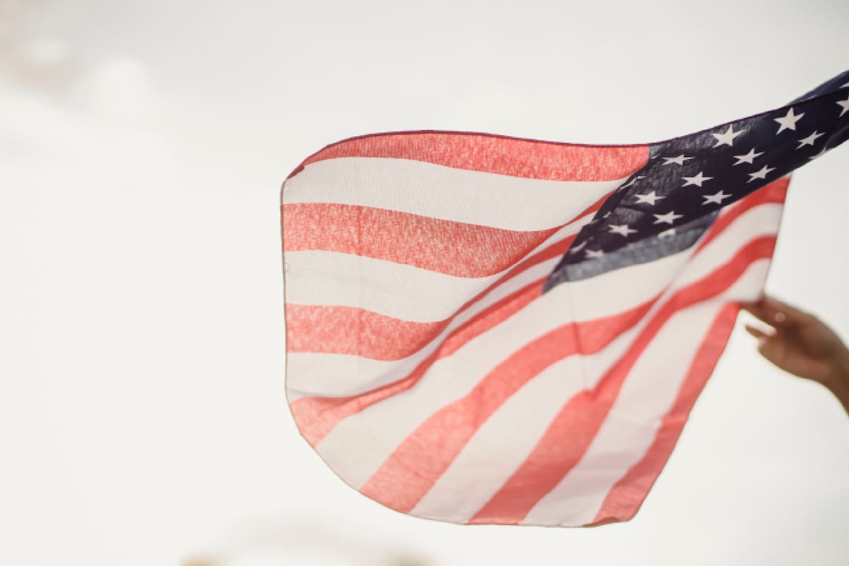 El DHS moderniza los procesos de permisos de reunificación familiar para cubanos y haitianos