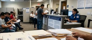 La regla del DHS que se aplicaría para inmigrantes latinos con solicitudes de renovaciones