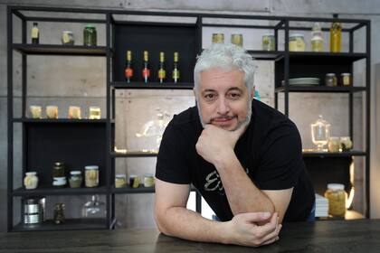 El día de furia de Mariano Peluffo que terminó con el ventanal de un colegio roto