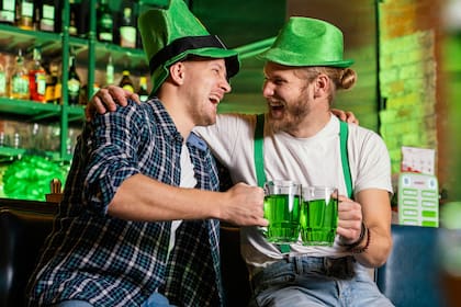 El Día de San Patricio se festeja con promociones imperdibles en distintos bares (Foto: Freepik)