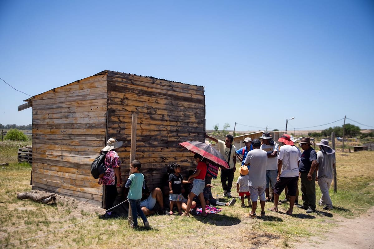 El día después del tiroteo que causo cinco muertos y, al menos, seis heridos en una tosquera situada en González Catán, en La Matanza