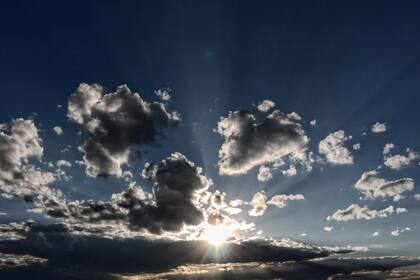 El día estará nublado y caluroso