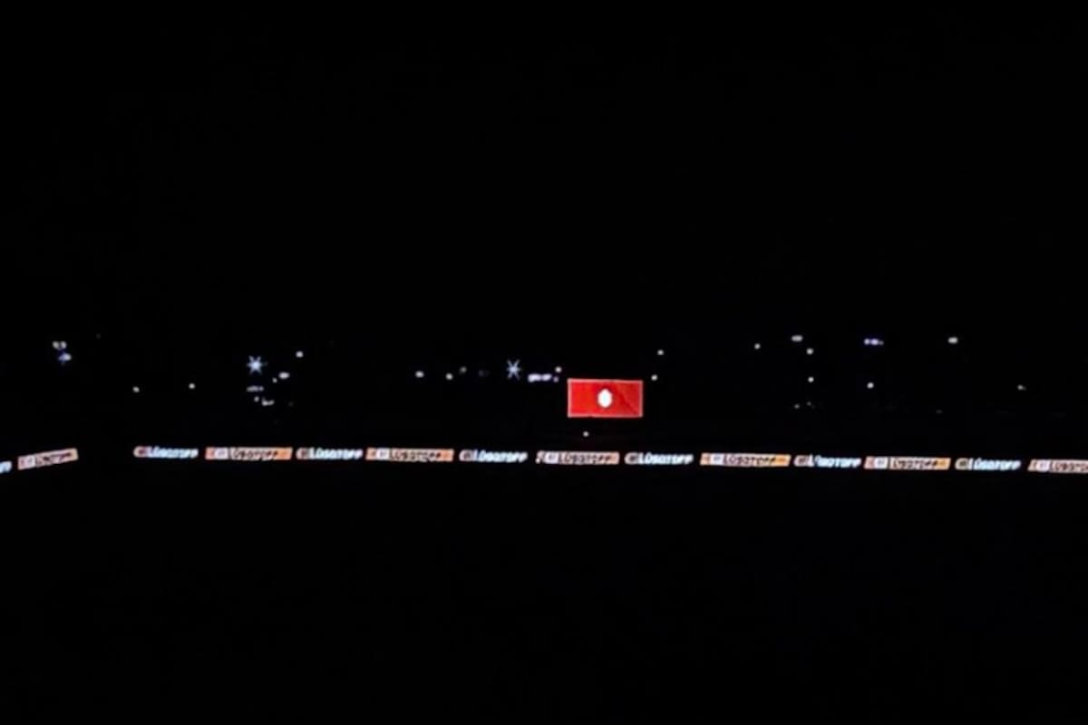 El día que inaugura la iluminación, el partido de Barracas fue demorado por problemas de energía