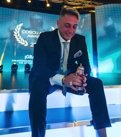 El día que Momo ganó el premio a "mejor streamer del año" (Foto: Instagram @gero.momo)