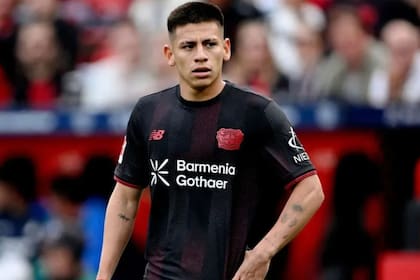 El Diablito Echeverri no la pasó bien en Bayer Leverkusen